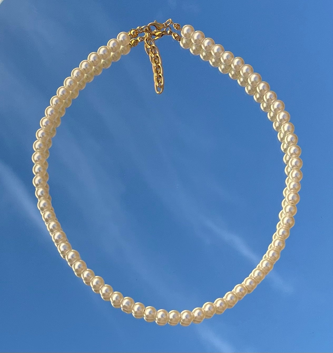 Basic Pearl Necklace