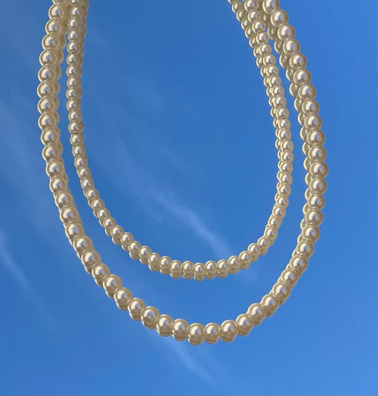 Basic Pearl Necklace