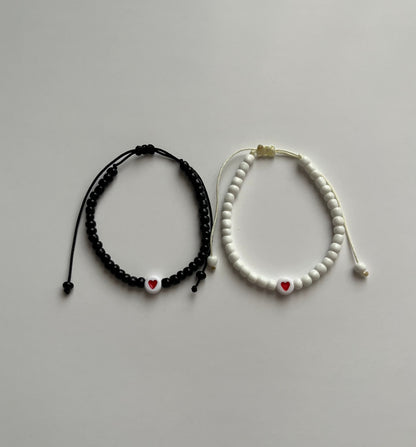 Pulseras de pareja (corazón rojo)