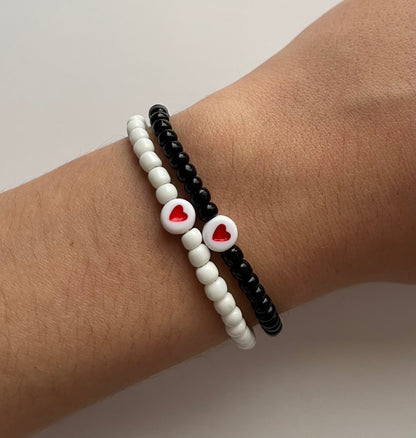 Pulseras de pareja (corazón rojo)